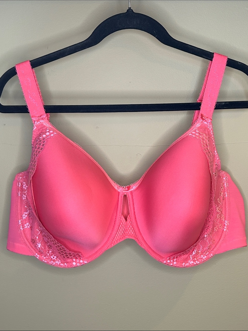Elomi Charley Hot Pink Smooth Molded Underwire Bra with Lace Trim